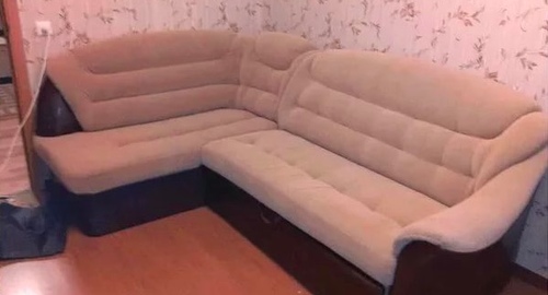 Перетяжка углового дивана. Карпинск